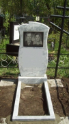 Памятник Мрамор 110*60*8 фигурный /В.39/ к-т .