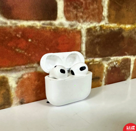 О10 Б/У Наушники Apple AirPods 3 (РЕПЛИКА) №e00316481