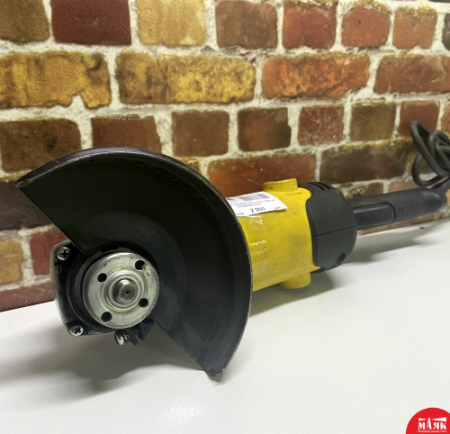 О6 Б/У Ушм болгарка 150 Stanley SGM146 123 №e00275308