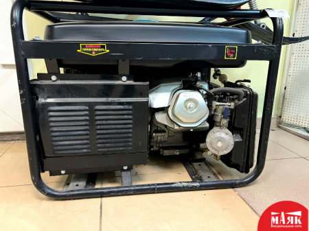 О1 Б/У Газо-бензиновый генератор Huter DY6500LXG (5000 Вт) 123 №e00301691