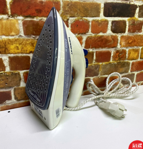 О6 Б/У Утюг Magnit 2400w №e00291667