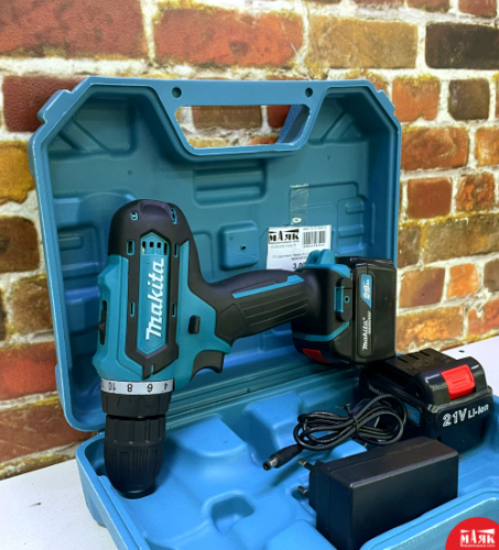 О2 Шуруповерт Makita 21v 2 акб кейс 123 №К00006792