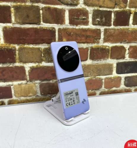 О7 Б/У techno phantom v flip 5g 256gb 352846850152513 №e00305559