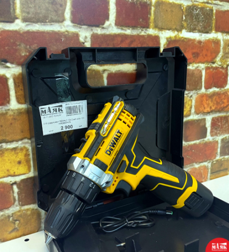 О10 Шуруповерт DEWALT 12v 2 акб кейс 123 №К00007478