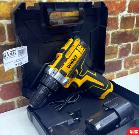 О4 Шуруповерт DEWALT 12v 2 акб кейс 123 №К00007492