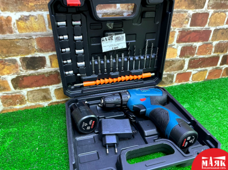 О3 Шуруповерт BOSCH 12v с набором бит 2 акб кейс 123 №К00007896
