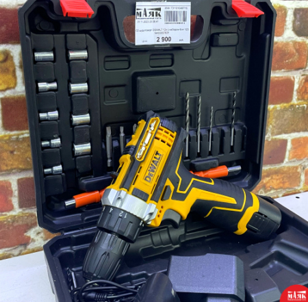 О2 шуруповерт DEWALT 12v с набором бит 123 №К00007931