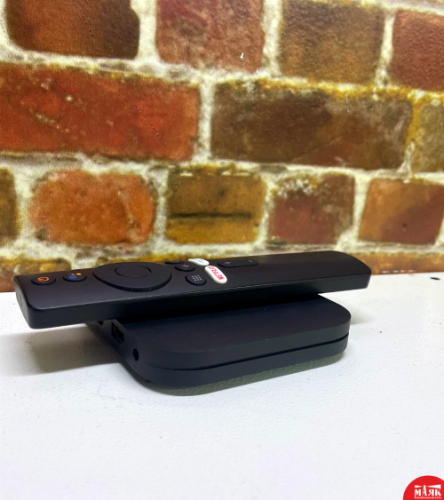 О6 Б/У ТВ-приставка смарт Xiaomi Mi Box №e00310954