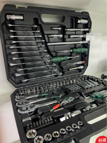 О6 Набор инструментов TOOLS 121 предмет 123 №К00008067