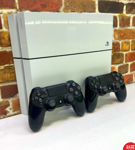 О2 Б/У Игровая приставка Sony Playstation 4 1tb КОР №e00316037