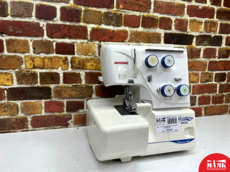 О9 Б/У Оверлок Janome Harmony 9002D №e00328858