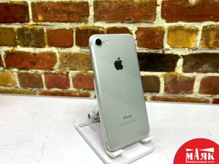 О7 Б/У ст. iPhone 7 2GB/32GB 73% 359204071671023 №e00400188