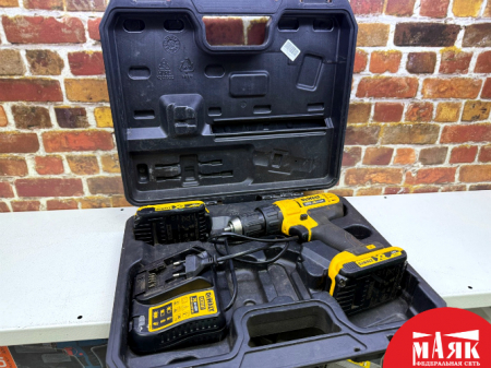 О4 Б/У Шуруповерт Dewalt dcd771 123 №e00422336