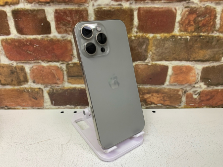 О9 Б/У ст. iPhone 16 pro max 8GB/256GB 351037793143626 №e00409885