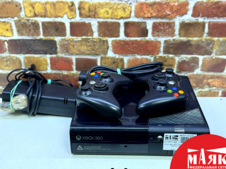 О4 Б/У Xbox 360 E (Прошита) 20 игр 460gb 2 джостика №e00449551