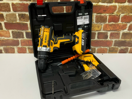 О10 Шуруповерт DEWALT  48v 123 №К00011329