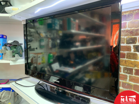 О1 Б/У Телевизор SAMSUNG LE32C450E1W ПУ №e00256750