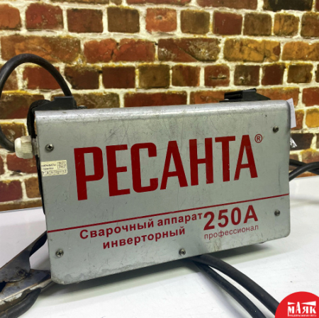 О7 Б/У Сварочный аппарат Ресанта 250А 123 №e00244216