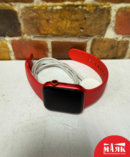 О10 Б/У Умные часы Apple Watch Series 6 Red 44mm №e00481260